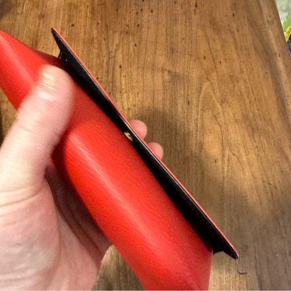 Guess glasses case brilliant red with black interior EUC - Picture 3 of 10